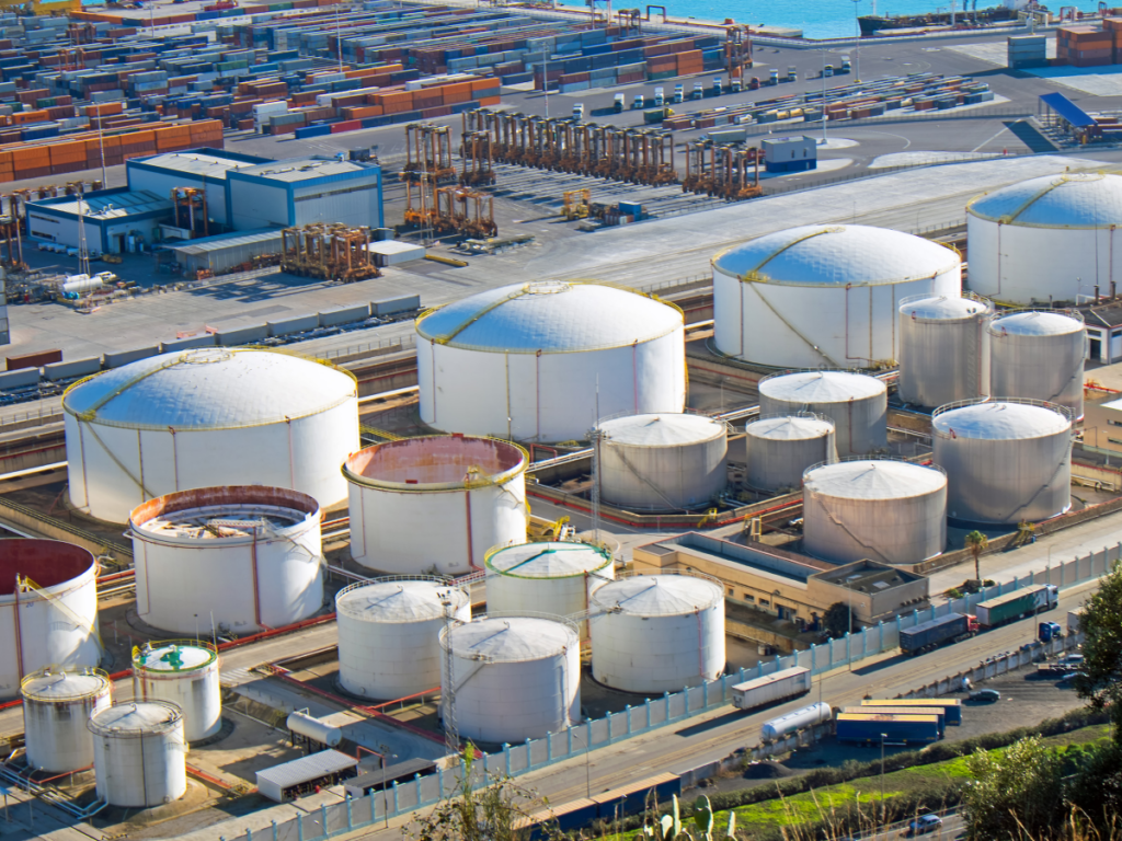 storage-tanks-for-oil-and-gas-in-a-harbour-site-from-the-air